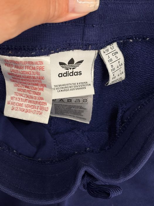 Костюм адідас adidas 4-5 р 110 см