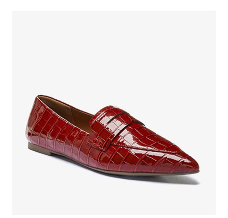 Червоні лофери з гострим носком Forever Comfort