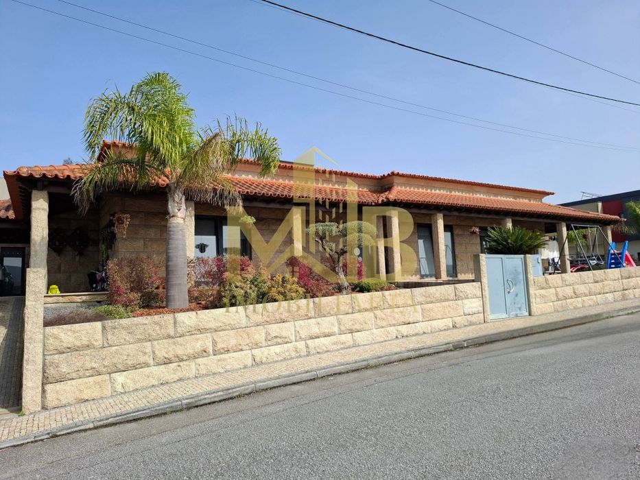 Moradia Térrea T3+1 Penafiel