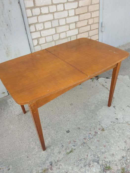 Стіл обідній, розміром 120*80см