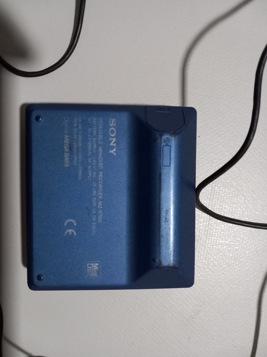 Leitor mini disc SONY MZ-R700