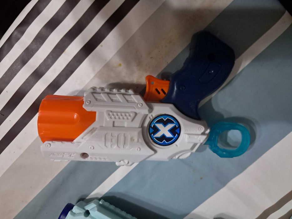 Pistolas Nerf + Acessórios