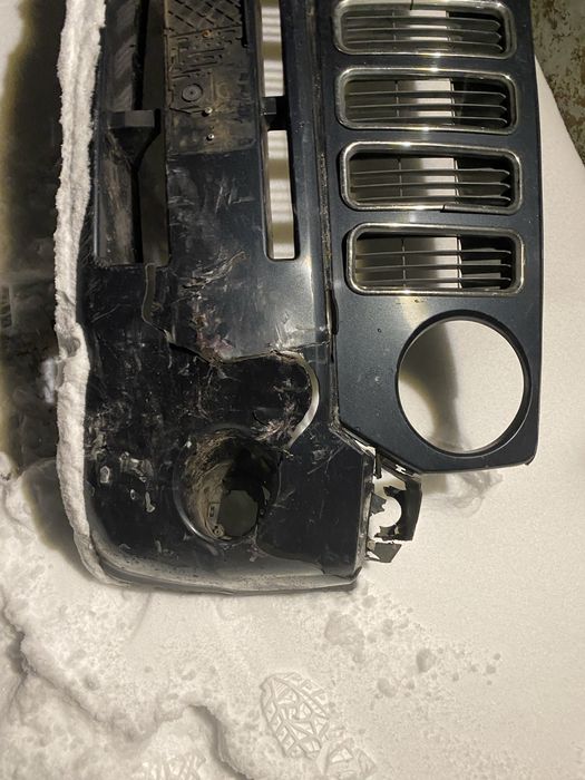 Бампер передній Jeep Compass 2008