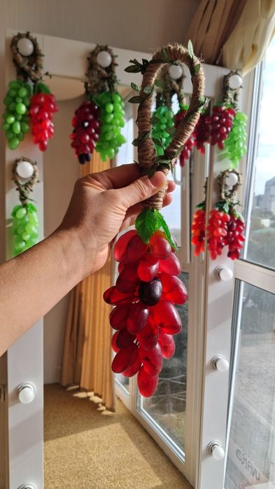 мило у формі виноградного грона