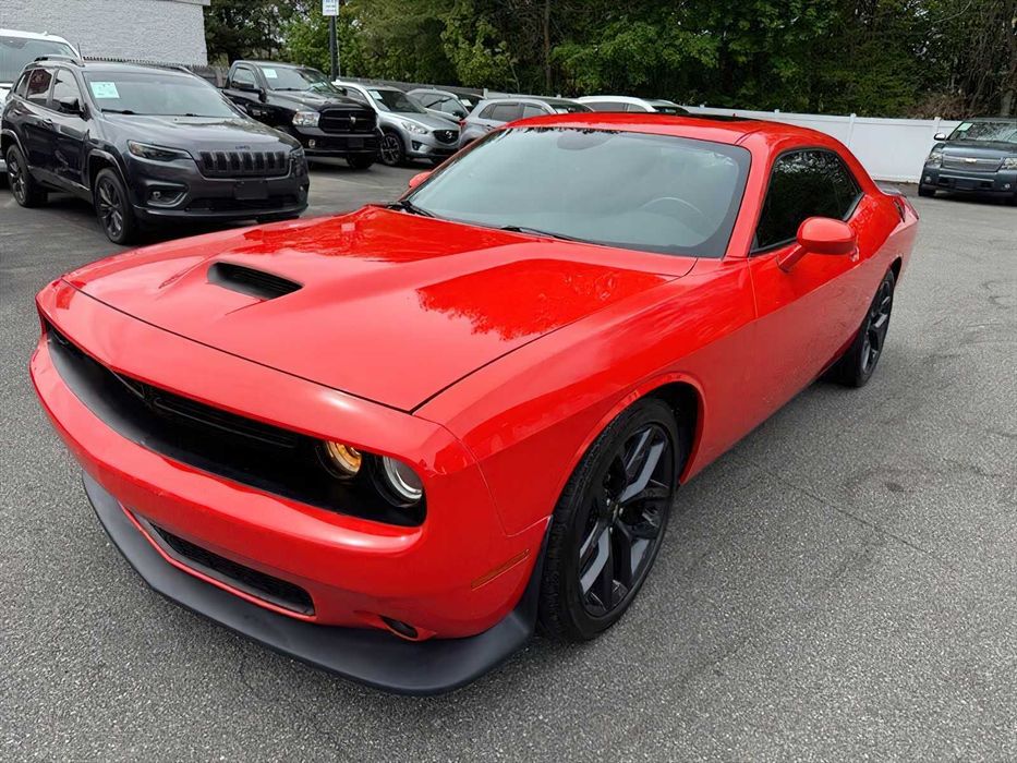 Dodge Challenger      2020
