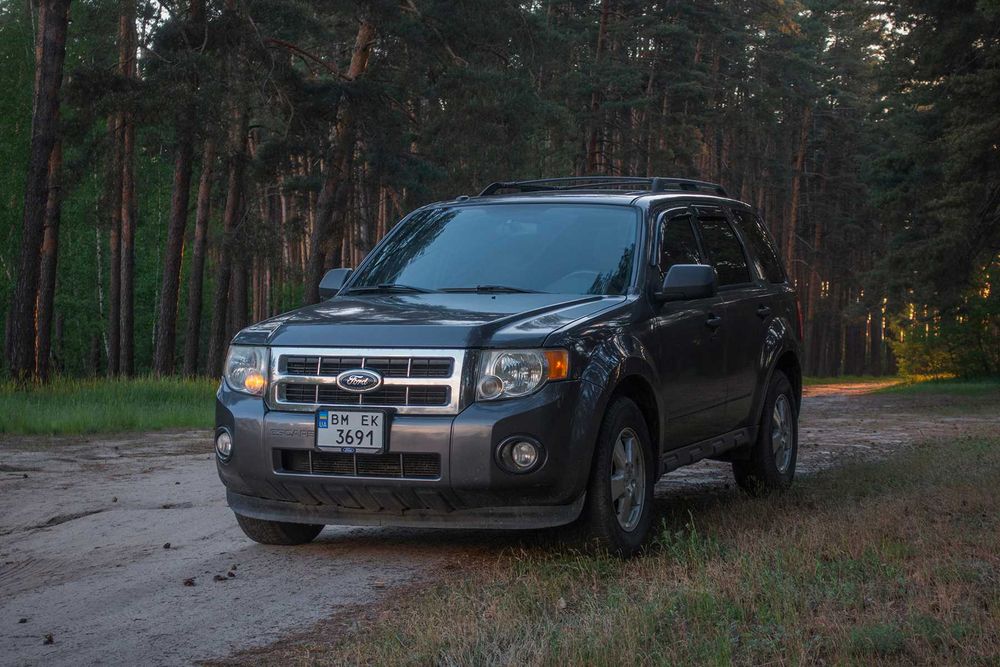 Автомобіль Ford Escape 2011