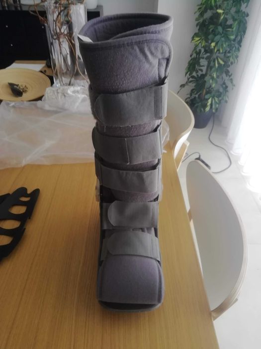 Bota Ortopédica Articulada