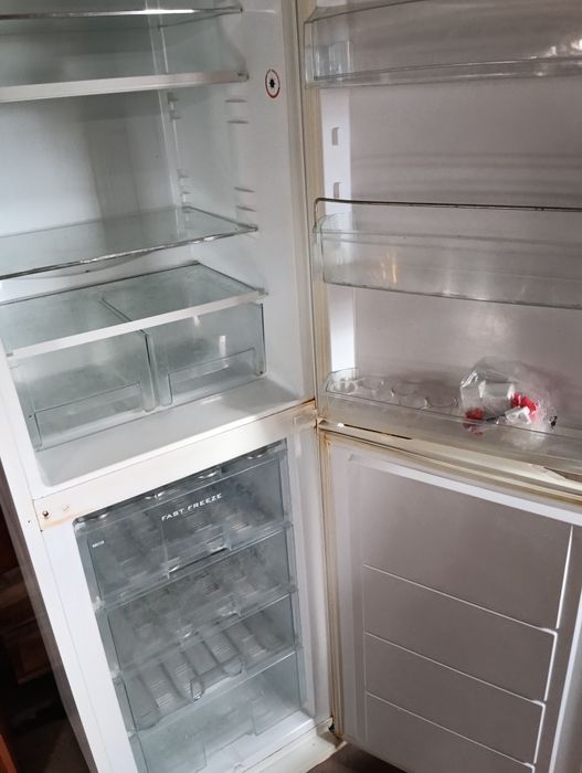 Продам холодильник