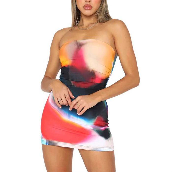 Летнее облегающее платье