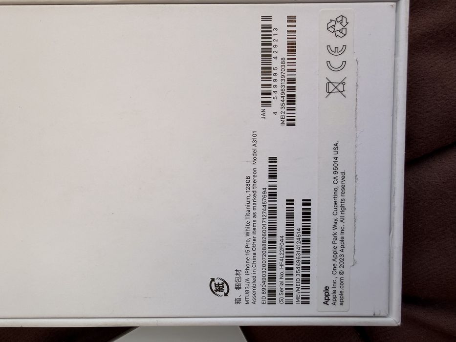 iPhone 15 Pro 128 GB – stan idealny, biały tytan
