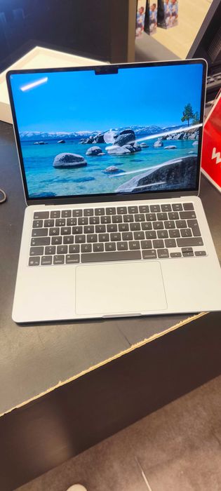 NOVO - Apple MacBook Air 13" M5 10-core CPU 8-core GPU 16GB 512GB SSD macOS Sky blue COMO NOVO.
