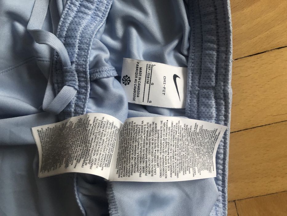 Spodenki sportowe nike 147-158cm