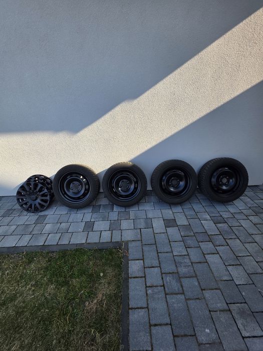Koła ford fiesta zima 15" stalowe + kołpaki