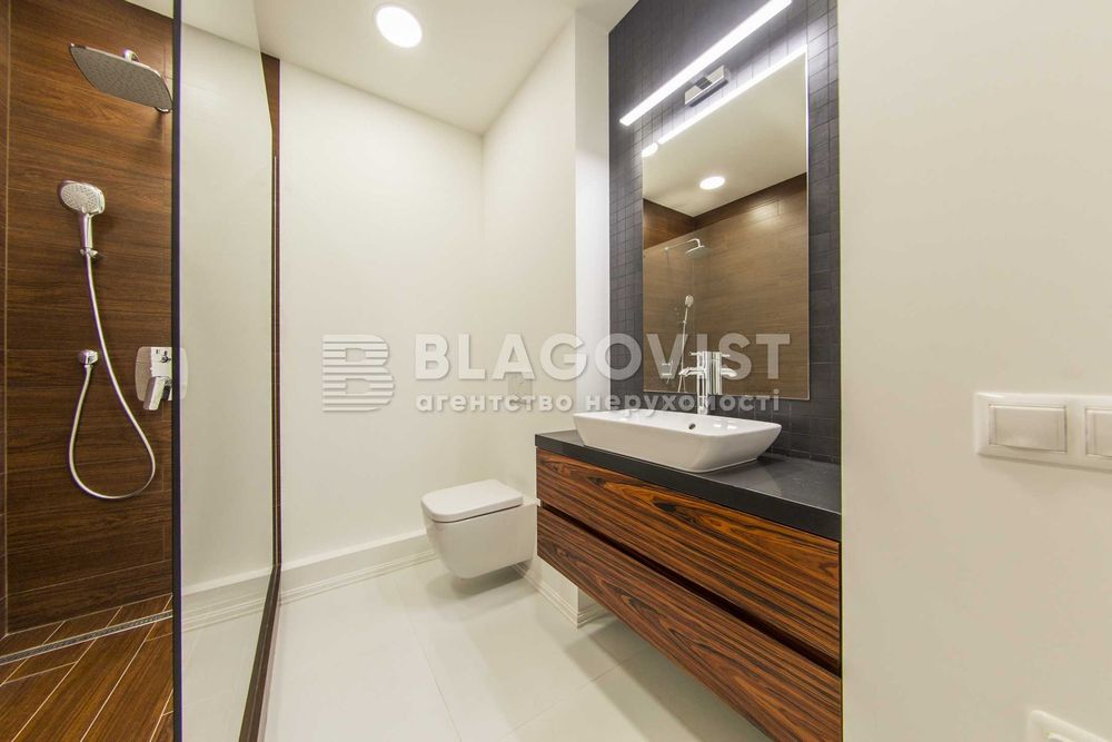 Генератор! Дизайнерський євроремонт, Драгоманова 2А!