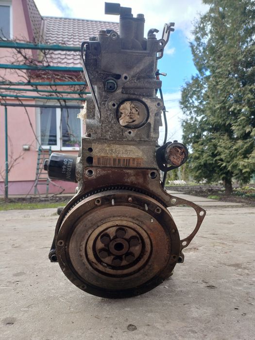 Двигун мотор двигатель фолькс  сиат ауді ауди vw seat audi 030103019h