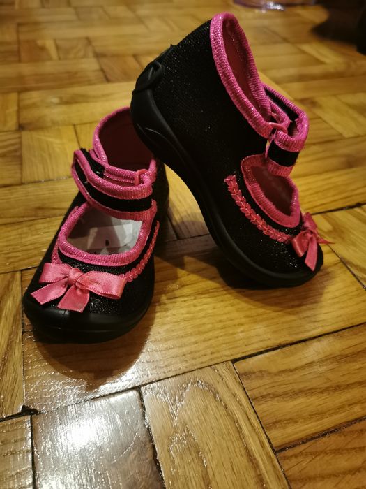 Kapcie dla dziewczynki