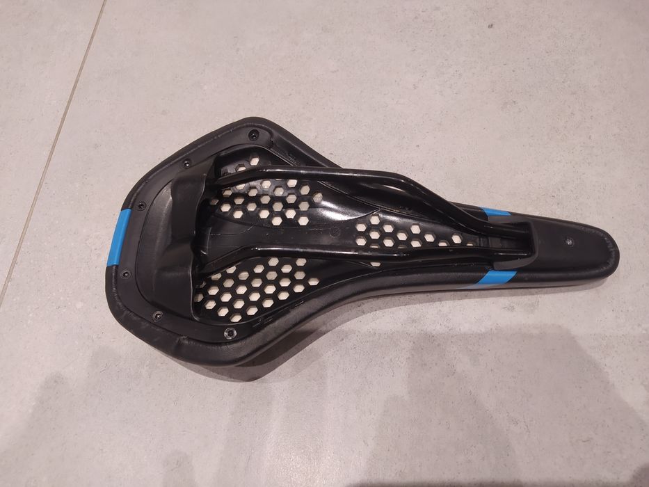 Siodło rowerowe Kross na damski rower szosowy