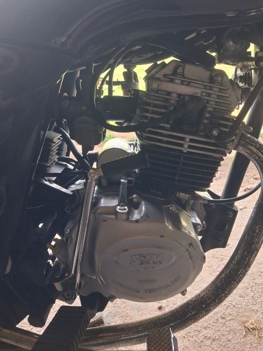 Moto 125.c.v em bom estado