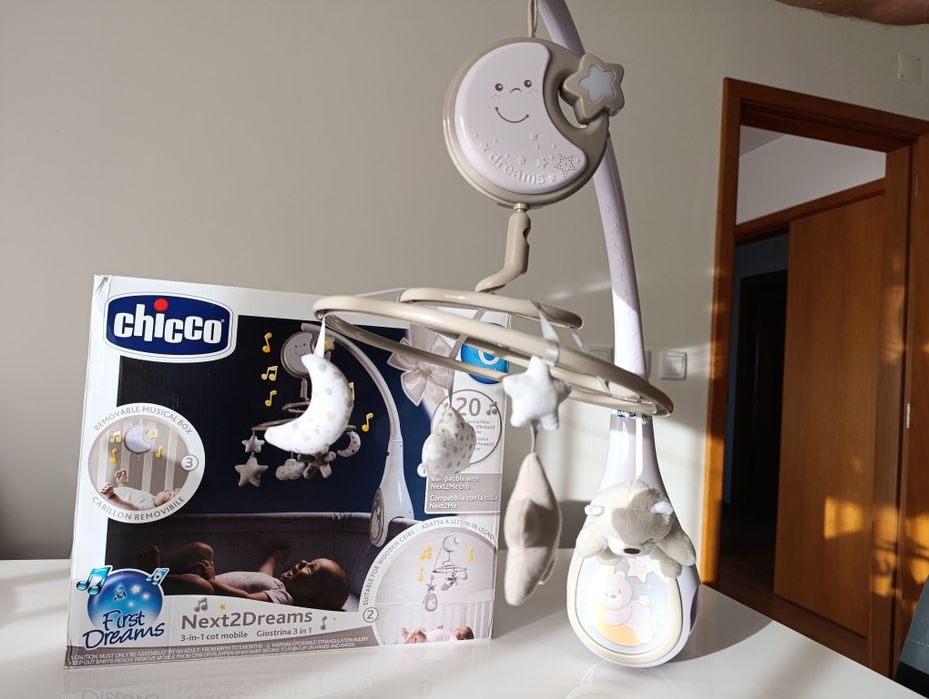Mobile Chicco cinzento