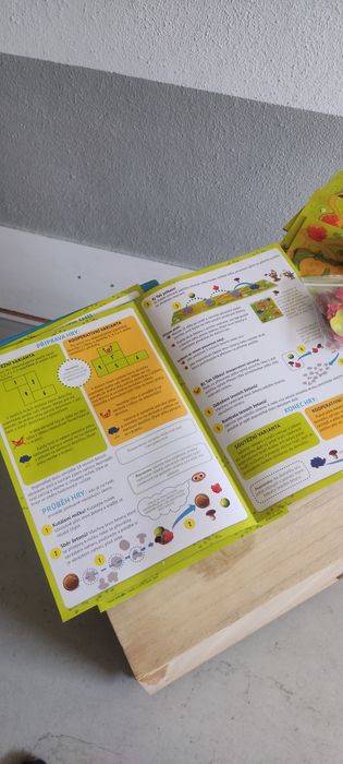 Jogo de tabuleiro "Speedy Roll" da Piatnik.