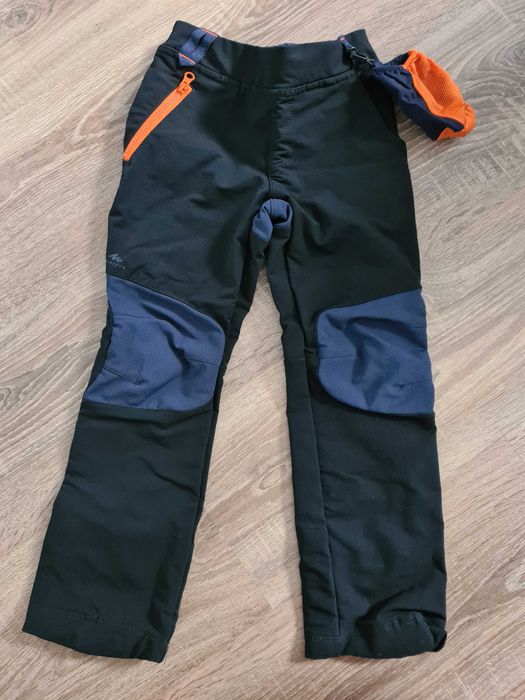 Spodnie turystyczne trekkingowe quechua 104 na wiek ok. 4-5lat