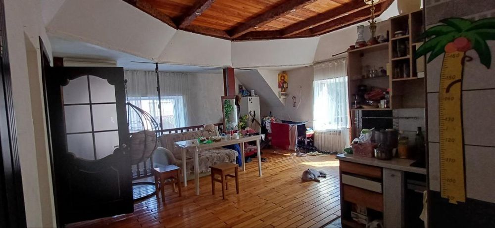 Продам дом 285 м² Левобережный уч 10 соток Район ТРЦ «Караван»