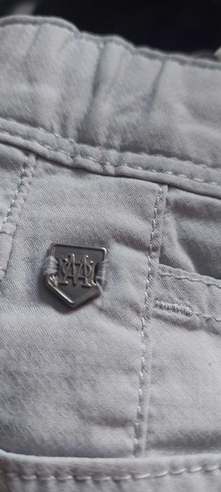 Calcas menino massimo dutti