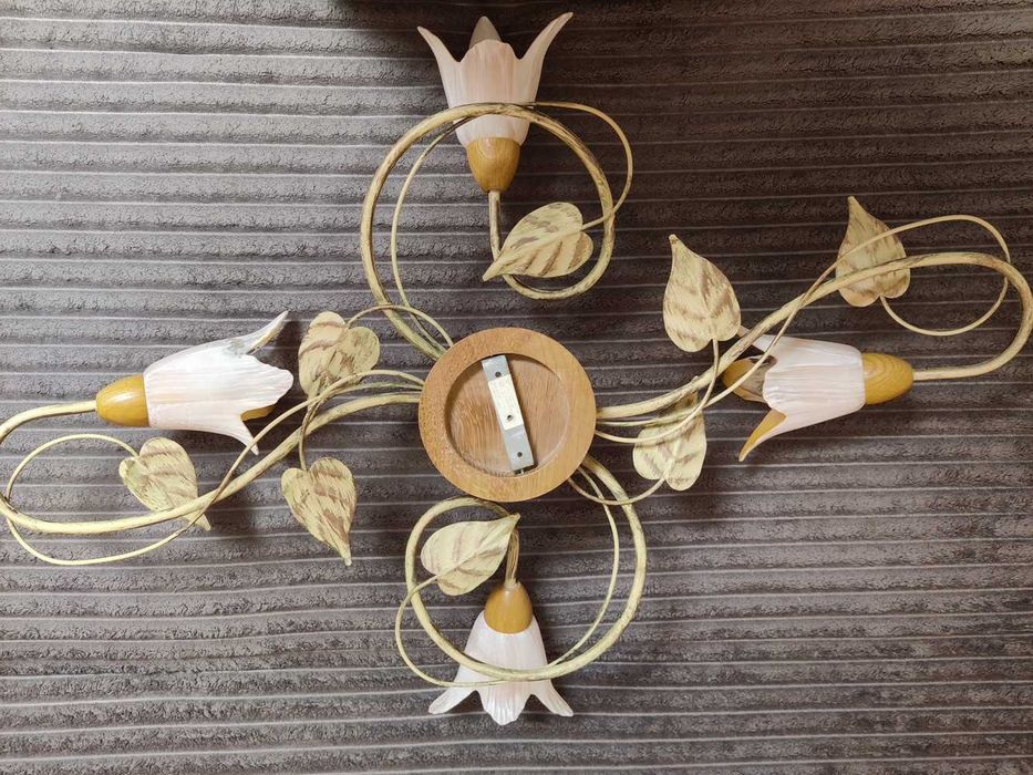 Кована люстра на 4 лампочки