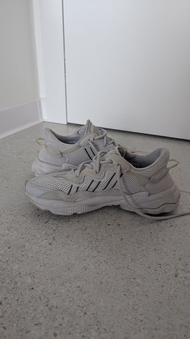 Buty sportowe Adidas Ozweego