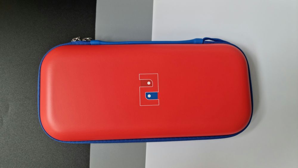 Etui do Nintendo Switch 2 – czerwono-niebieskie, 10 miejsc na gry