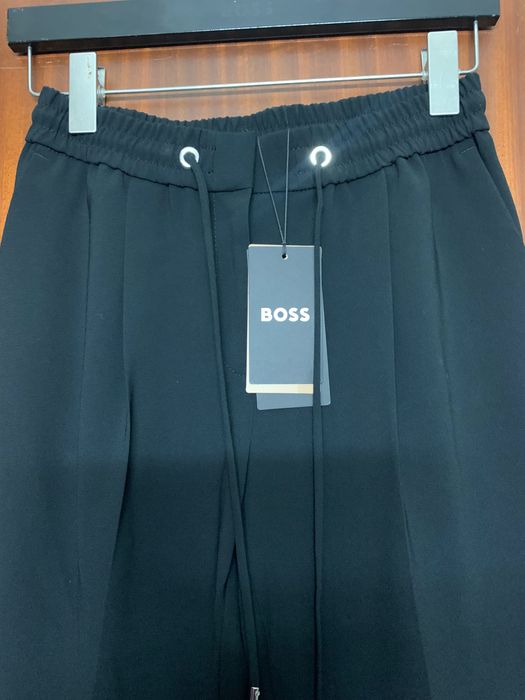 Calça feminina.