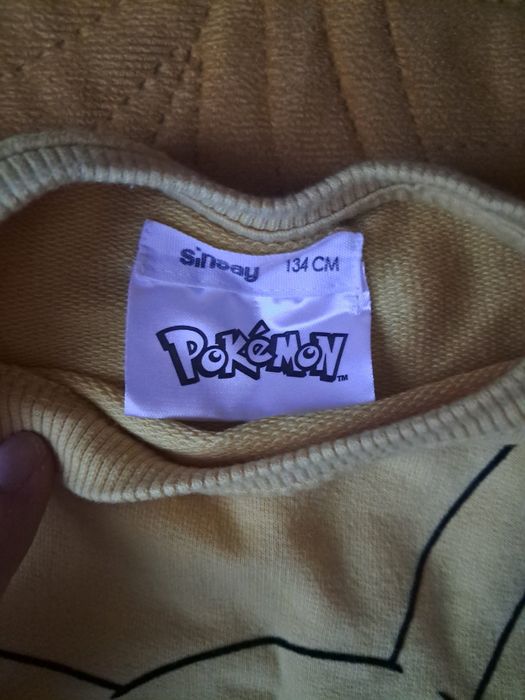 Bluza pikachu 140