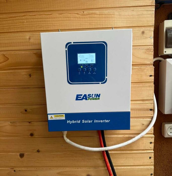 Інвертор 4/5кВт для аккамуляторних батарей EASUN Power iSolar