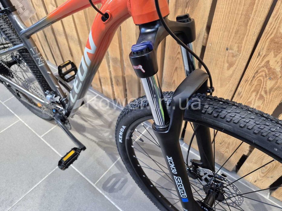 Алюмінієвий найнер велосипед гідравліка Leon TN 80 AL 29" HDD рама-17"