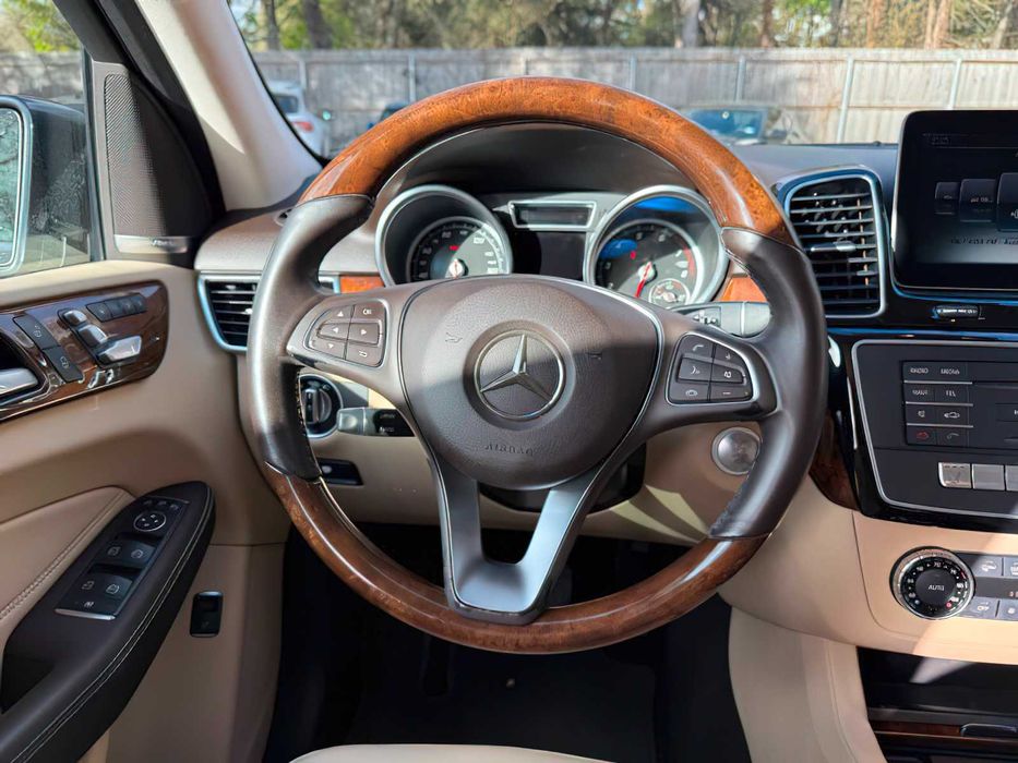 Mercedes-Benz GLE350 4MATIC      2016