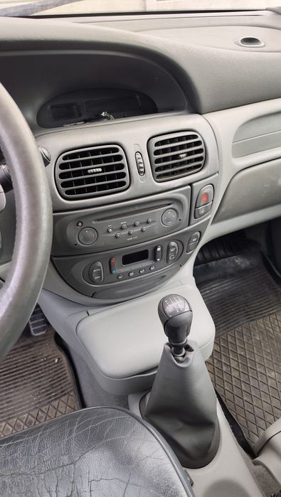 Renault Scenic..