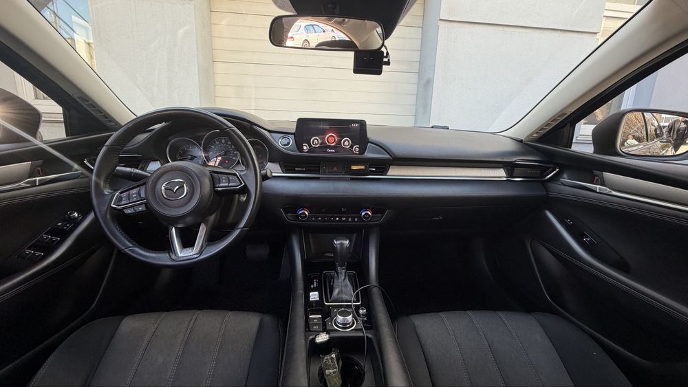 Продам Mazda 6 ( власне авто )