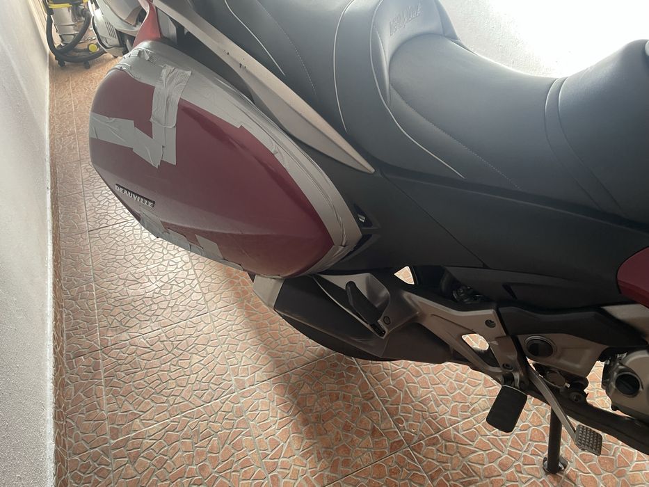 Vendo Honda NT 700