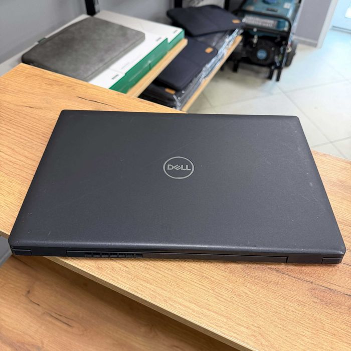Ноутбук Dell Latitude 3520 - 15.6" FullHD/ Intel Core i5 1135G7 8 потоків/ Intel Iris Xe/ 8 GB/ 128 GB NVME SSD/ NO Webcam and Microfon