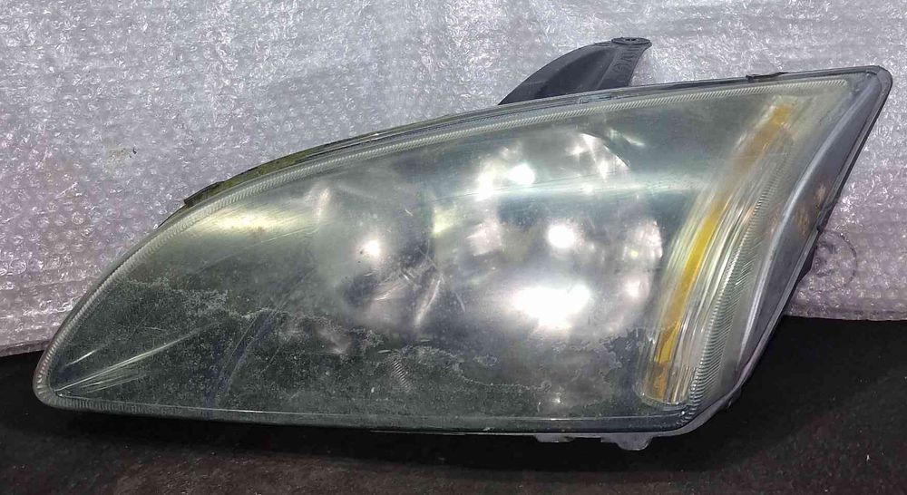 Ótica / Farol Esquerdo FORD FOCUS II (DA_, HCP, DP) ano 2006