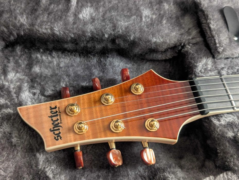 Schecter C-1 SLS Elite + Кейс Chromacast