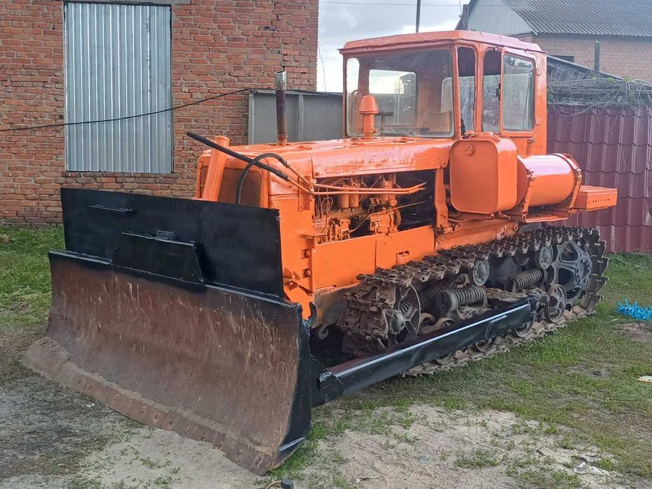 Продається Трактор ДТ-75