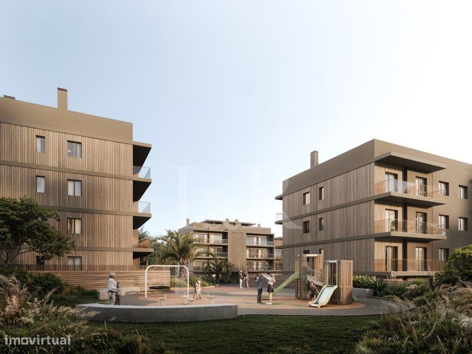 Apartamento T3 com grande terraço e estacionamento, Odivelas