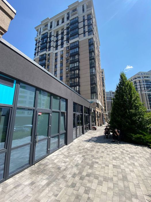 Комерційне приміщення поряд з Центральним парком