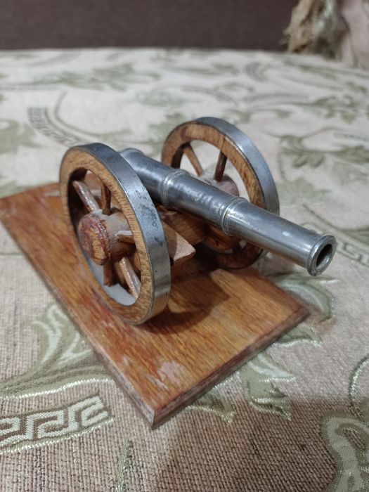 Сувенирная пушка