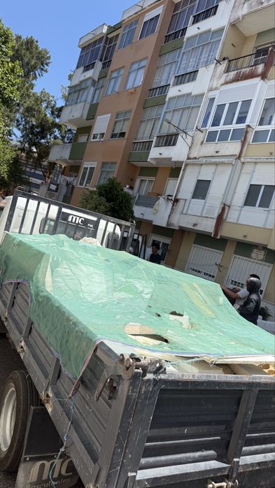 Demolições, Abertura de Roços e Recolha de Entulho – Serviço Rápido