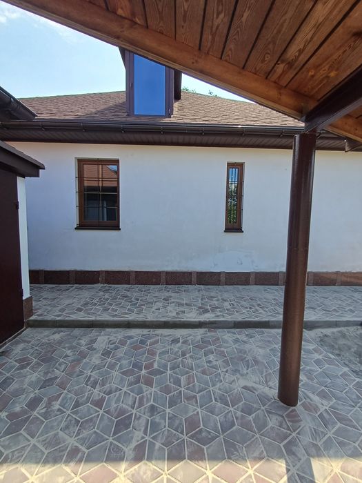 Продаж будинку з виходом до річки - Вид 6