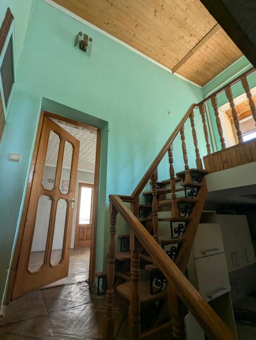 ТЕРМІНОВИЙ ПРОДАЖ! 2-поверховий будинок у центрі Івано-Франківська
