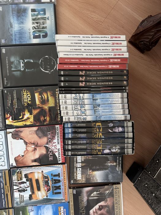 46 filmes +2 documentários + várias séries + 1 concerto