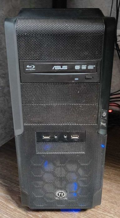 Компьютер + клавиатура в подарок (i7-4770k, SSD 120 Gb + HDD 4 Tb)